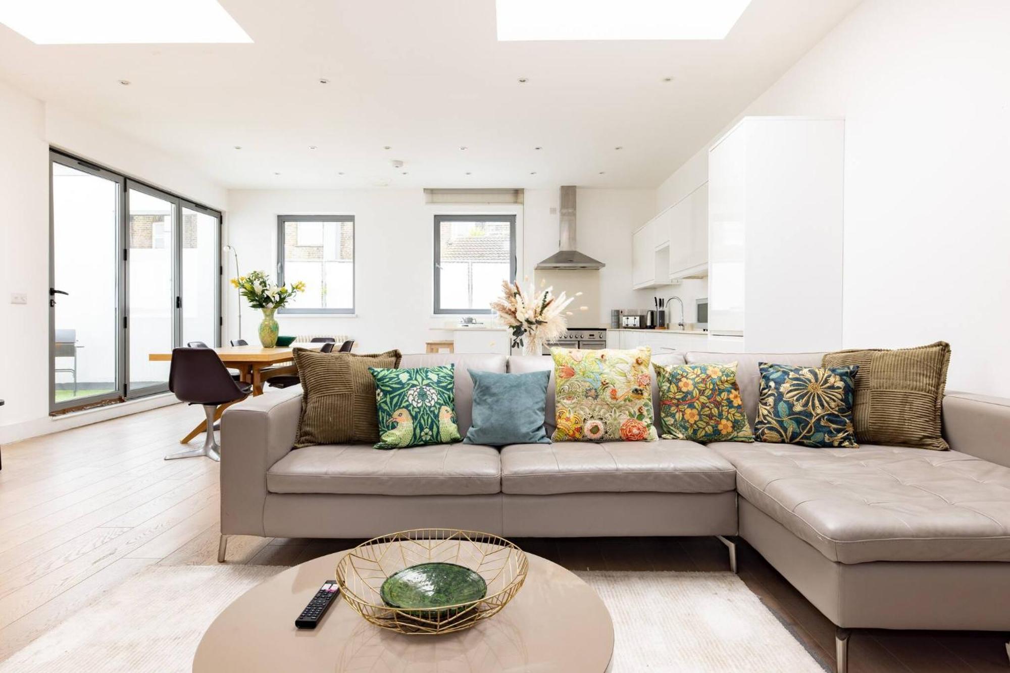 Wild Roses Serviced Apartments - Borough Londra Dış mekan fotoğraf